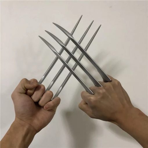 X-Men Logan Wolverine Claws 25cm - Image 3