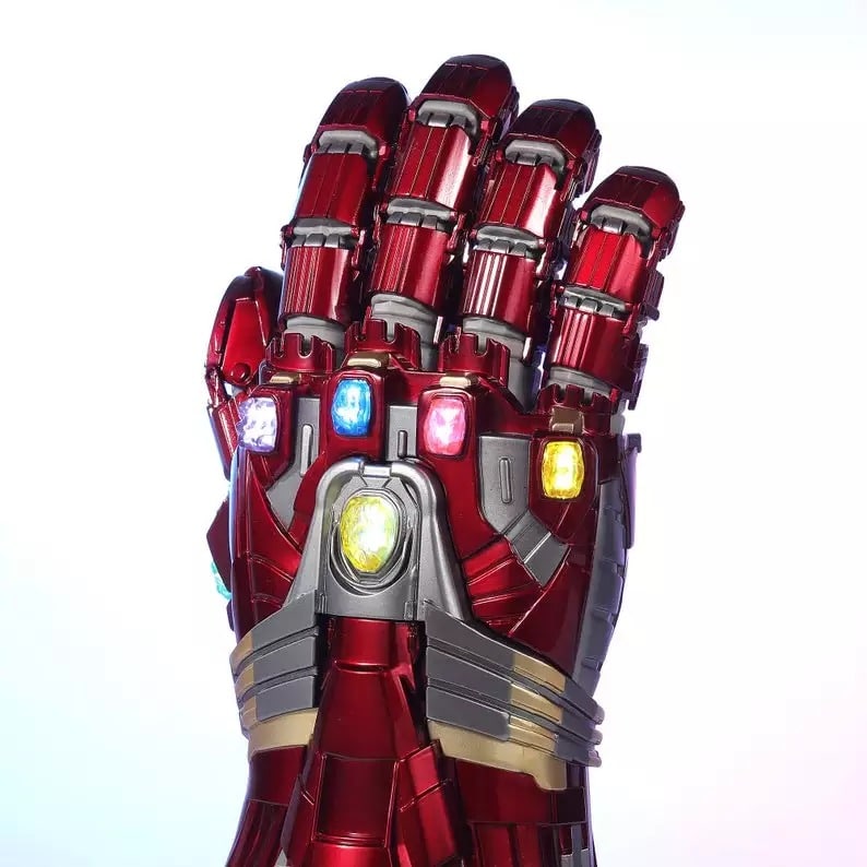 Iron man store with nano gauntlet