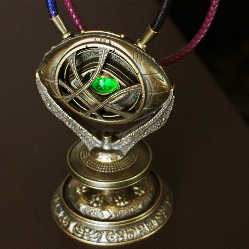 Doctor Strange Eye of Agamotto Prop Replica 1:1 Movie Scale - Image 2