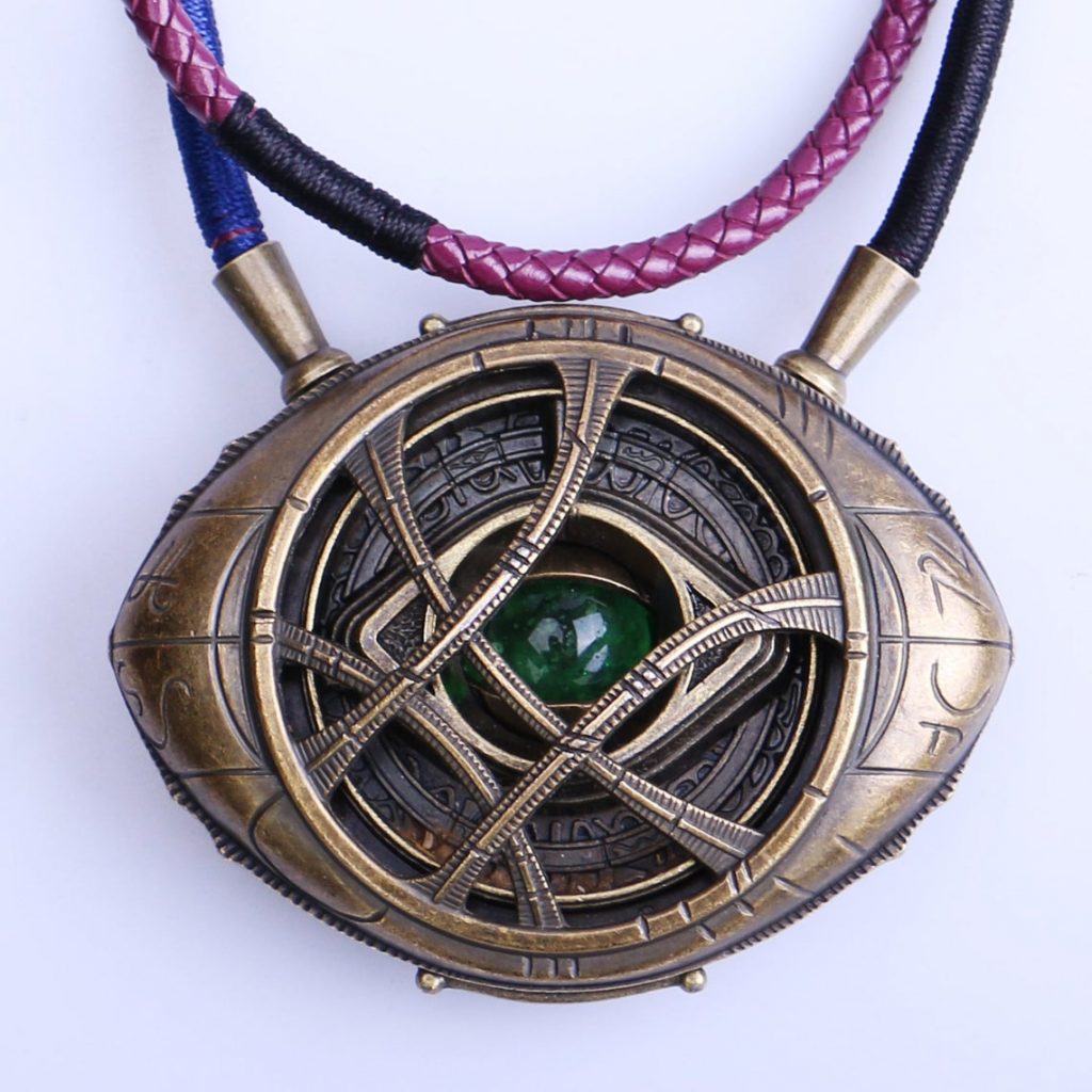 Doctor Strange Eye of Agamotto Prop Replica 1:1 Movie Scale - Marvel ...